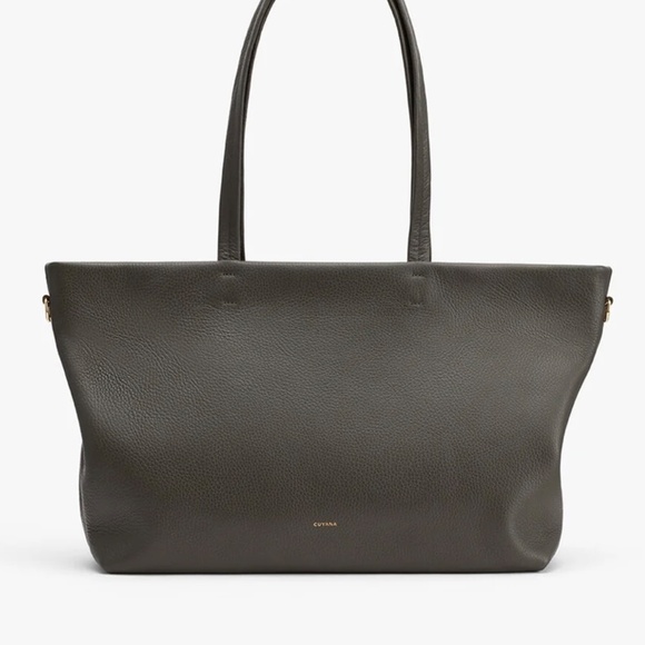 Cuyana Handbags - Cuyana Small Easy Zipper Tote